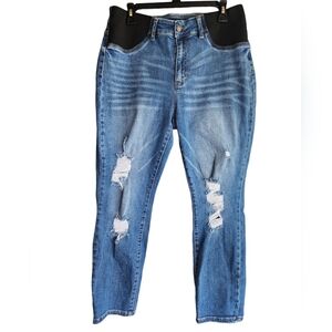 Judy Blue Light Blue Distressed Boyfriend Jeans